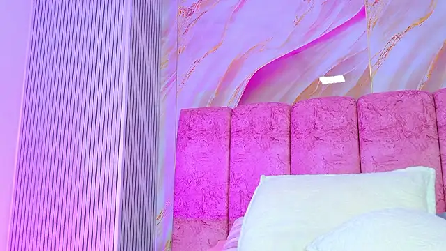 Chat XXX en directo de emmacurvy