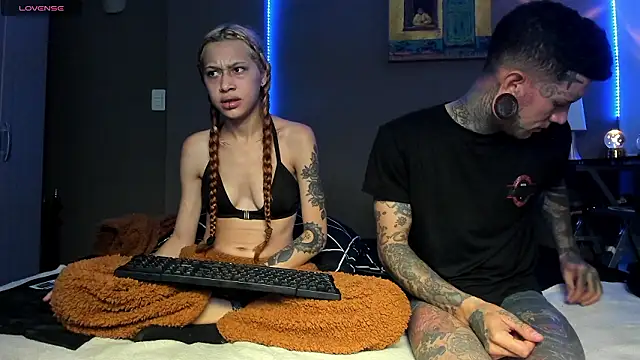 Czat XXX na żywo – cleoo_jhonny