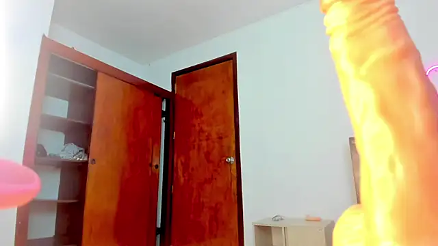 victoria_243's Live XXX Chat