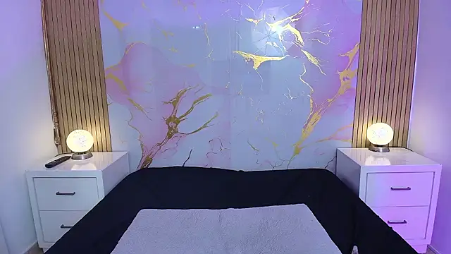 AprillRoss' Live XXX Chat