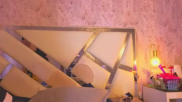 Онлайн чат XXX Benny_and_Mark