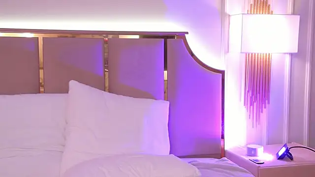 CindyMilのライブXXXチャット