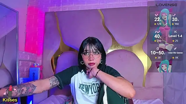 Czat XXX na żywo – NaniiSisy