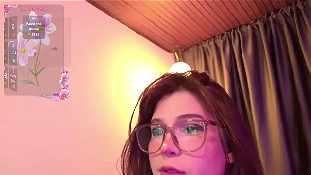 XXX chat uživo modela Yuri_Stars