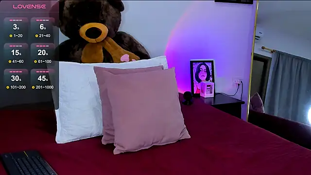 Valkyrie_skyn Live XXX chat