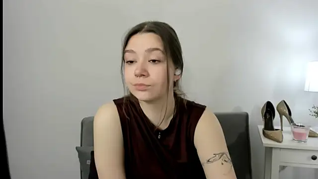 دردشة KatySensualy الجنسية المباشرة