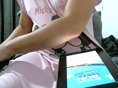 XXX chat uživo modela QUEEN_KHAYCE