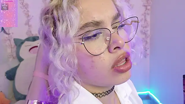 Chat XXX en directo de Haelycute