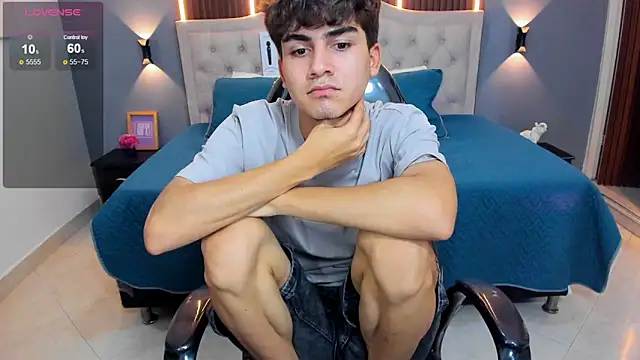 Tommy18__n Live XXX chat