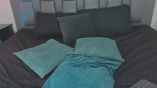 Dark_Kitty_666 即時 XXX 聊天