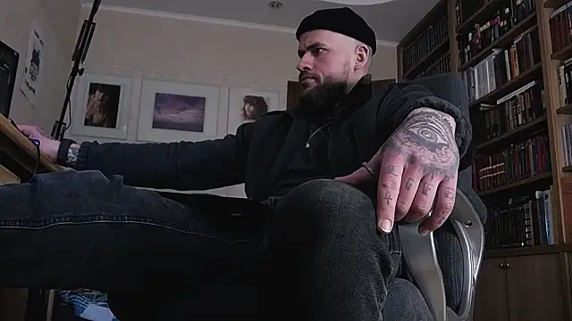 Webkamerová show FindomJason