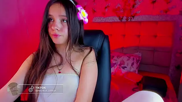 Kitty_Rose_CS: онлайн-секс-чат