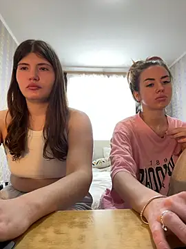 BettiVance Adlı Modelin Canlı XXX Sohbeti