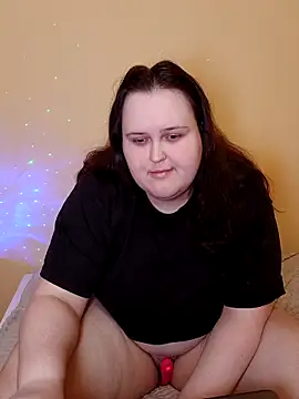 Masha_meow Adlı Modelin Canlı XXX Sohbeti