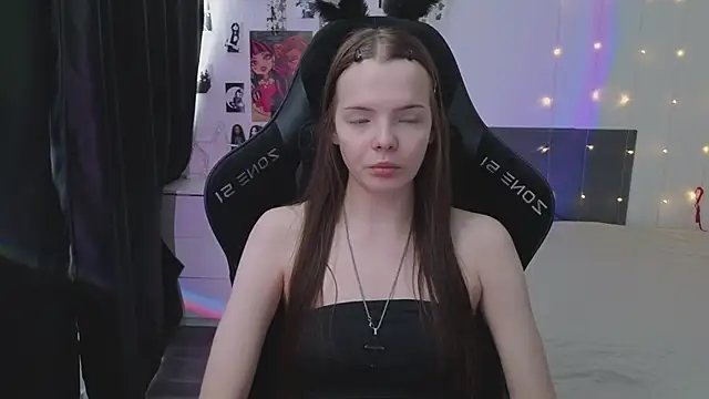 Luna_Navy: απευθείας συνομιλία ΧΧΧ