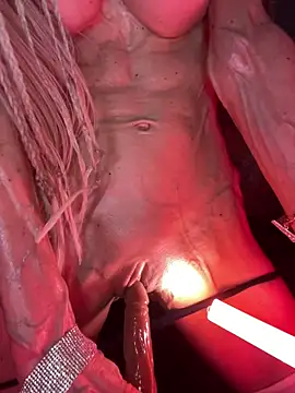 1NikiVegas Show Webcam