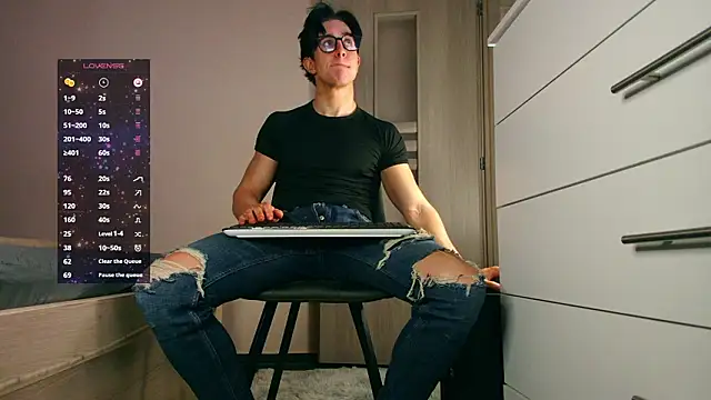 ChristianLevine_ Chat XXX in diretta