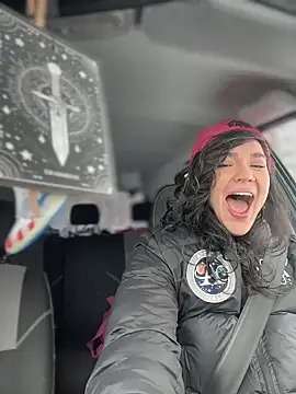 MeekyRich: απευθείας συνομιλία ΧΧΧ