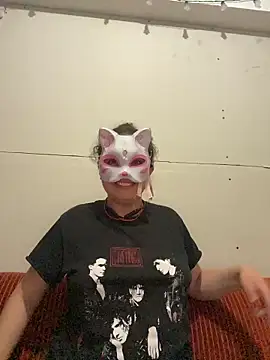 Lucy_YupiSweet Adlı Modelin Canlı XXX Sohbeti