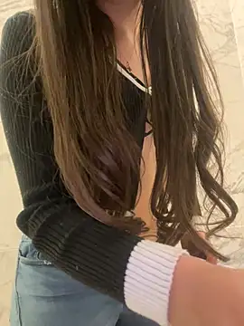 Isabella21_: απευθείας συνομιλία ΧΧΧ