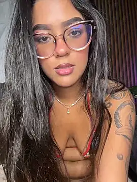 CaroBeach: απευθείας συνομιλία ΧΧΧ