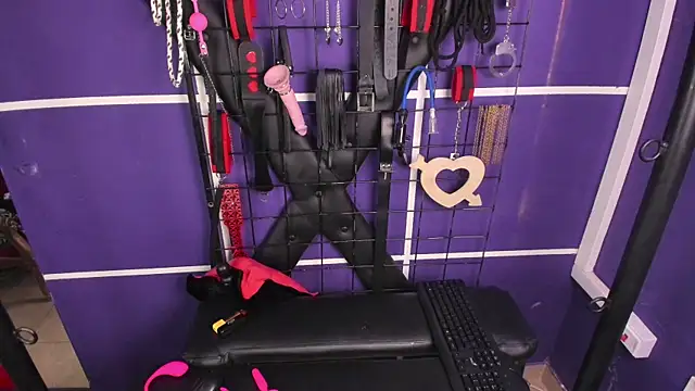 slave_to_pain 即時 XXX 聊天