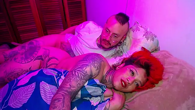 SoftSin1 live XXX chat