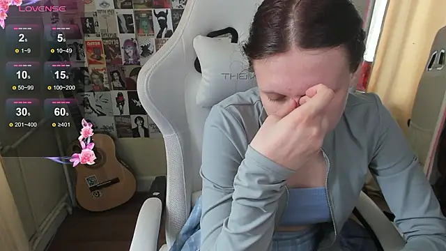 NikolFlostt Chat XXX live