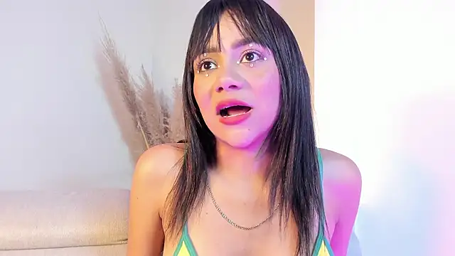 Laila-Miller লাইভ XXX চ্যাট