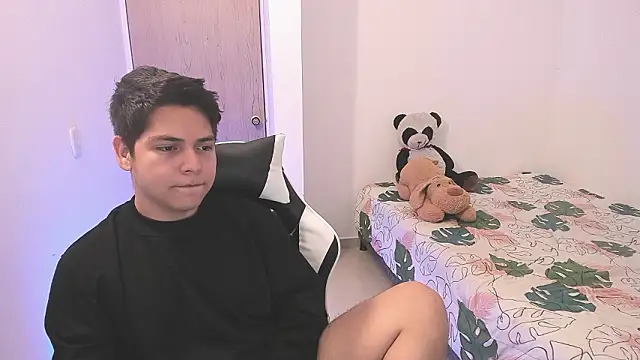 Asta_YunoXXXのウェブカメラショー