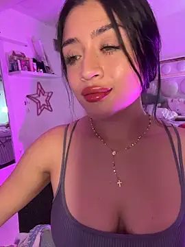 lucianaroy 即時 XXX 聊天