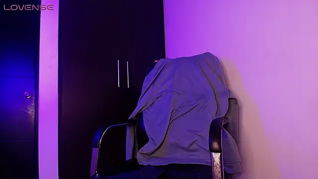 BjornSteel 라이브 XXX 채팅