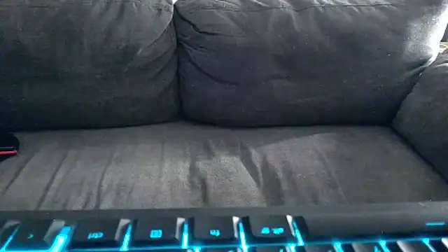 Carlyfr: онлайн-секс-чат