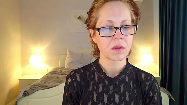 LioraWeiss Chat XXX in diretta