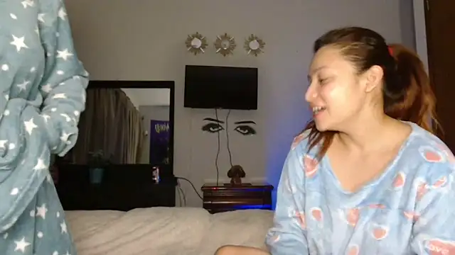 3littles: απευθείας συνομιλία ΧΧΧ