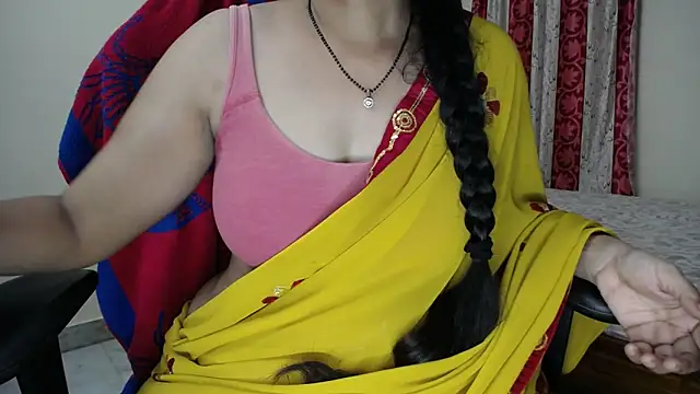 Sexy_HouseWifeeのライブXXXチャット