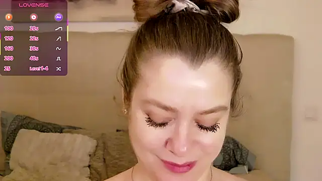 PetersEmily's Live XXX Chat