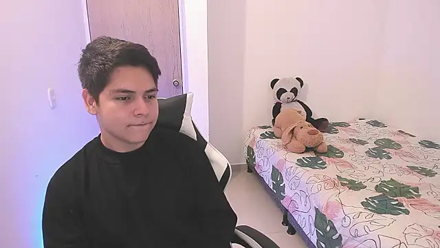 Chat +18 de Asta_YunoXXX ao vivo