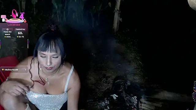 esmeralda_li 现场XXX聊天