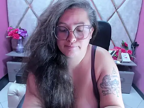 Chat XXX en directo de Sarah_Boobs_