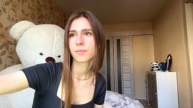 ElsieKuhlmann's Live XXX Chat