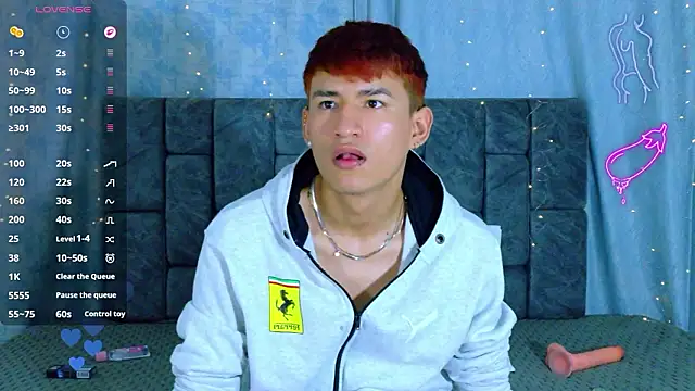 NicolasTorrez 网络视讯表演