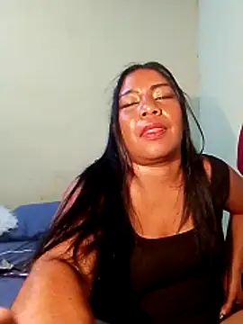 rosmery-navarro webcam show