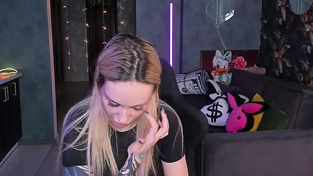 แชท XXX สดของ Blckmirrorr