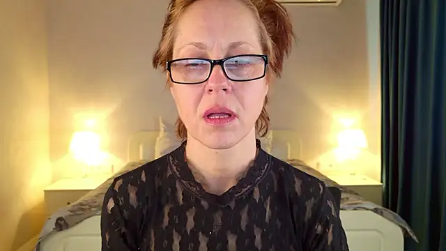 Chat XXX en directo de LioraWeiss