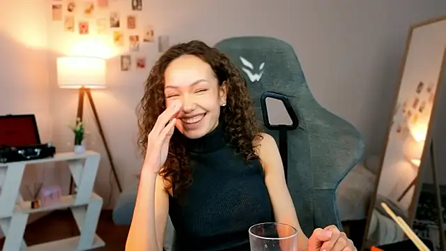 nexorine élő XXX-chatje