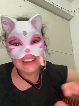 Chat XXX en directo de Lucy_YupiSweet