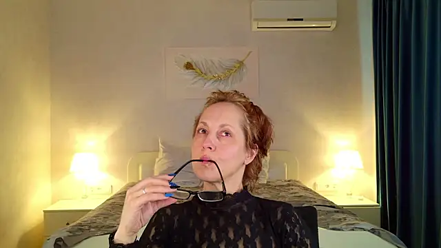 LioraWeiss Live XXX-Chat