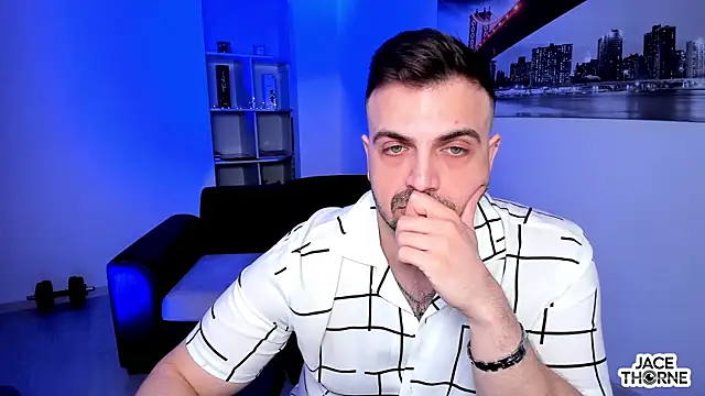 Jace_Thorne: διαδικτυακό σόου στην κάμερα