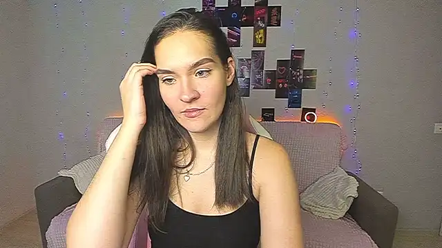 Chat +18 de Lola_Doll_x ao vivo